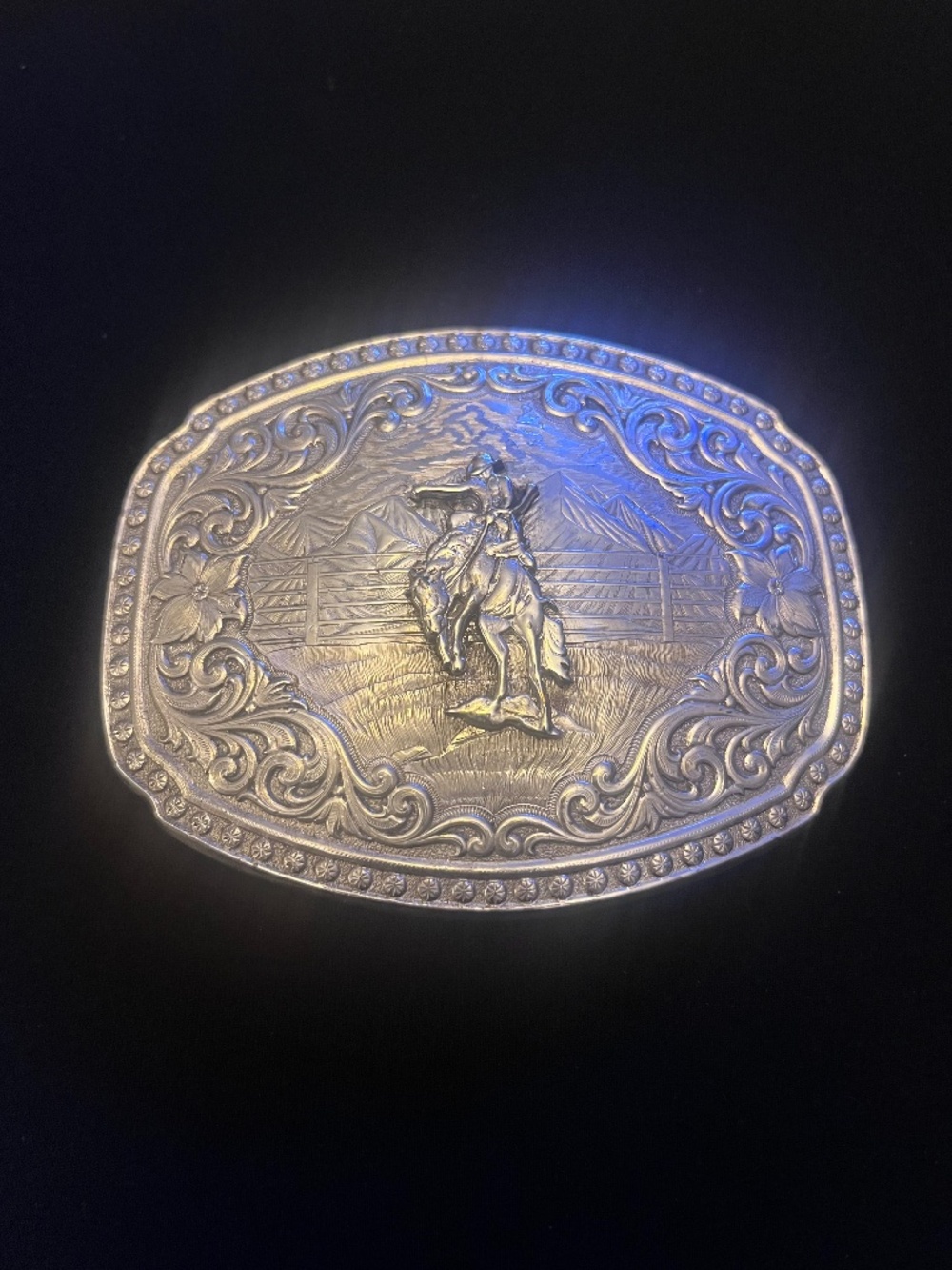 Montana Silversmiths Bead Edge Corral Belt Buckle